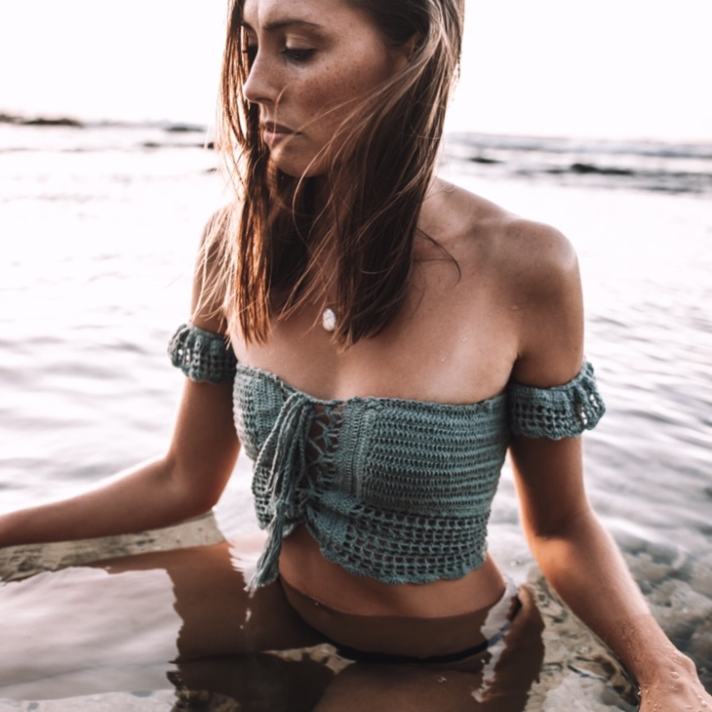 LAST CHANCE! Andi Bagus Birdie off the Shoulder top- Seamist